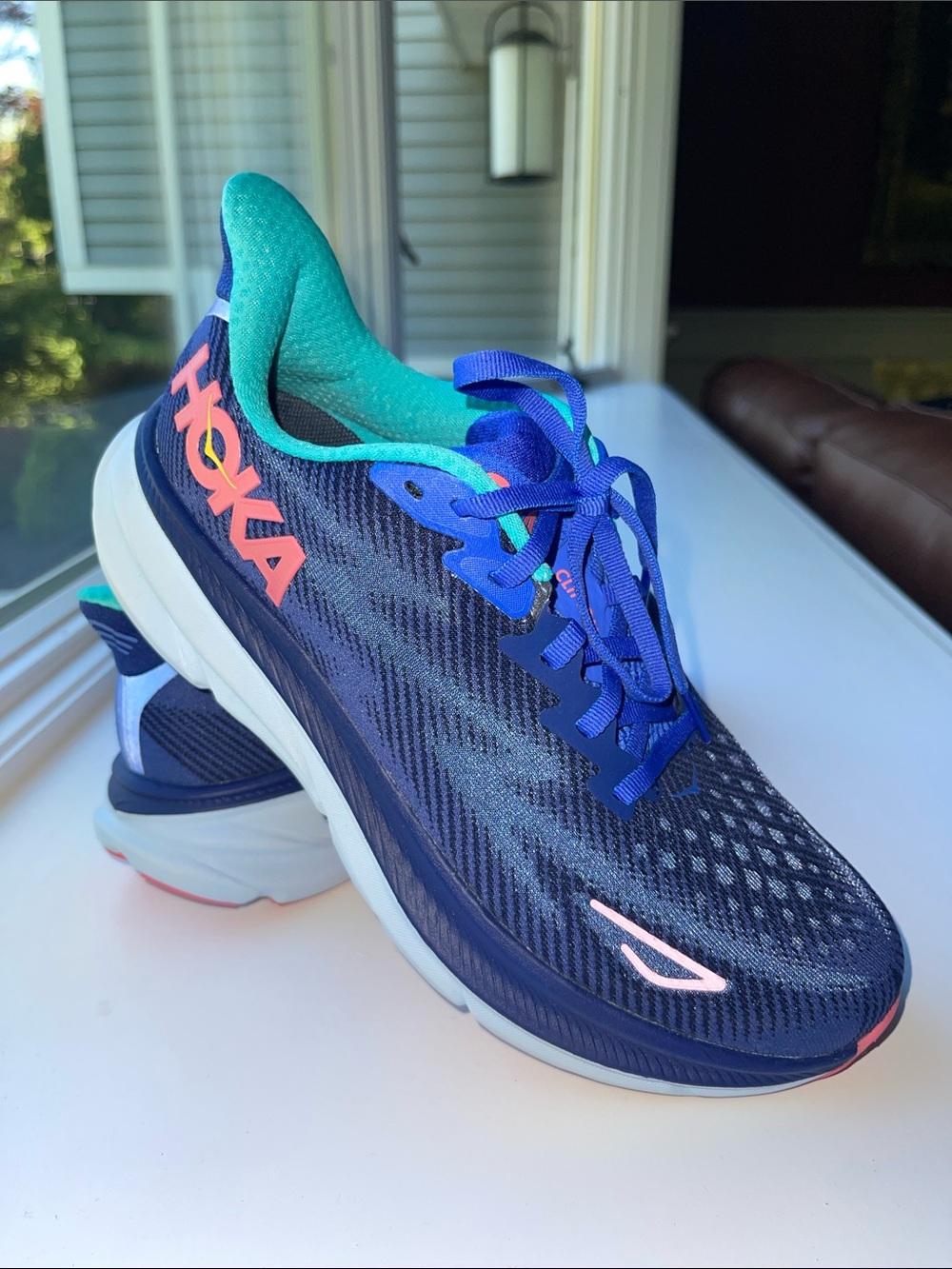 HOKA ONE ONE Clifton 9 Women's Running Shoes Size 8.5B NWOB